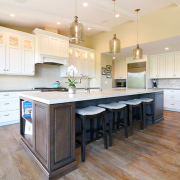 Large Island for Entertaining