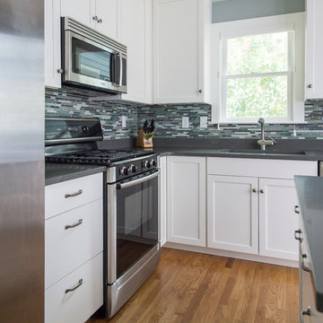 Transitional Cambridge Kitchen