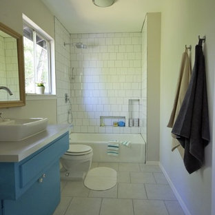 75 Beautiful Midcentury Modern Bathroom With Laminate Countertops