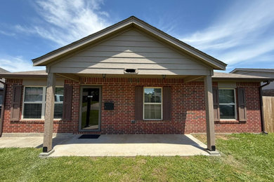 This is an example of a porch design in Oklahoma City.