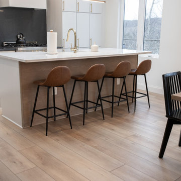 Nakan Signature | Modin Rigid LVP Collection Mid-Century Modern Space | OH