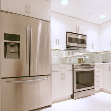 Clear Coat on Maple Makes this Contemporary Kitchen Shine