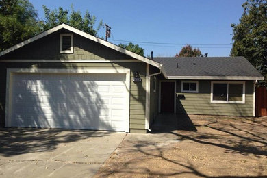 Green one-story gable roof idea in Sacramento