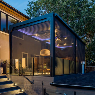 Freestanding Adjustable StruXure Pergola