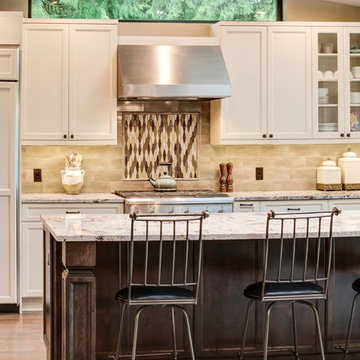 Chef's Island Arena Kitchen Remodel Bellevue, WA