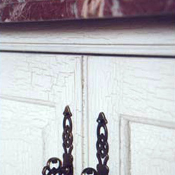Crackle Faux Finish - Dining Room Sideboard/ Buffet