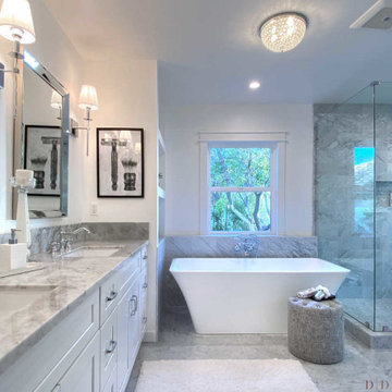 Distinctively Modern in Woodland Hills