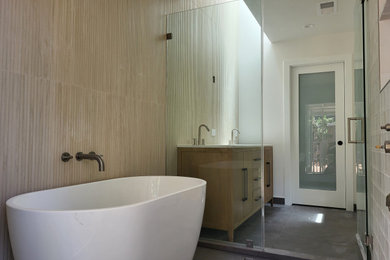 Example of a bathroom design in San Francisco