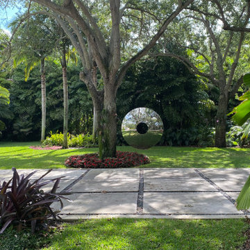 David Harber garden art in a private garden by Orlando Comas, ASLA