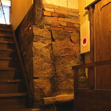 石垣より地上を見上げる