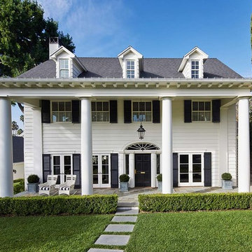 Front Facade and Yard