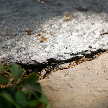 Mica-flecked natural stone to reflect light in the shade
