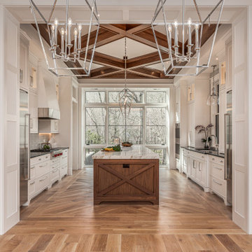 CUSTOM CRAFTSMAN
