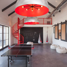 Outdoor garage