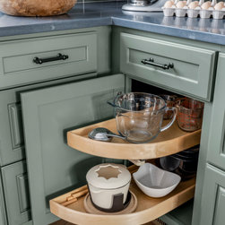 32" WOOD HALF MOON CORNER ACCESSORY - Kitchen Cabinetry