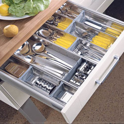 Cube-Country - Kitchen Cabinetry