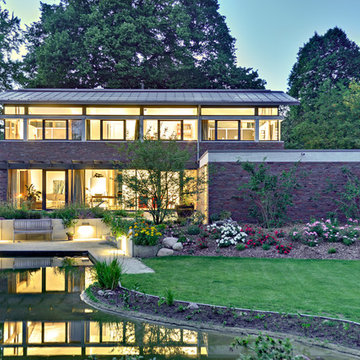 Größzügiges Einfamilienhaus mit schwebendem Dach und Veranda in Bremen