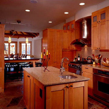 MODERN NATURAL LOG HOME
