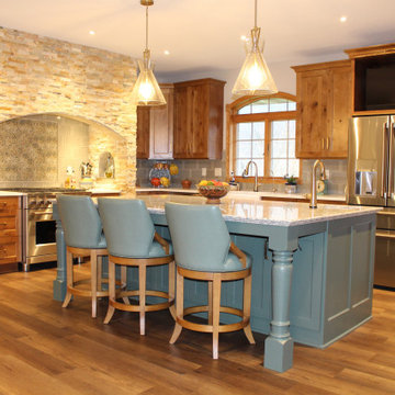 Stunning Kitchen Remodel Done in a Two-Tone Color