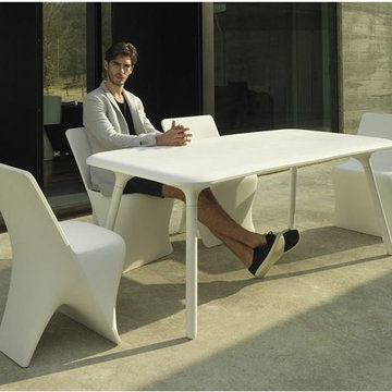 Sloo Outdoor Dining Collection