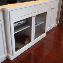 textured glass door