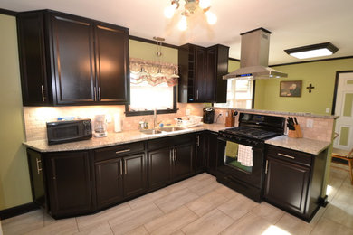 Inspiration for a kitchen remodel in Cleveland