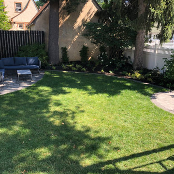 Englewood Shaded Garden