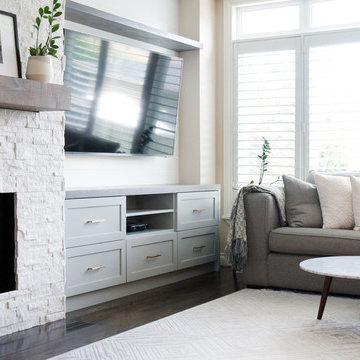 East York Residence: Living Room