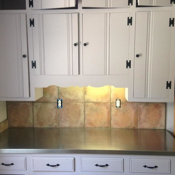Backsplash, Vanity, Windowsill