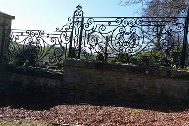 Restore Victorian Garden Railings and gate