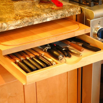 Cabinet Accessories & Embellishments