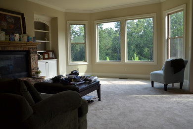 Family Room--Before Staging
