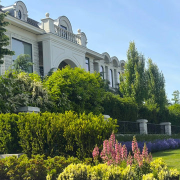 A French Themed Garden