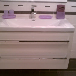 Vanities on Display - Bathroom Vanities And Sink Consoles