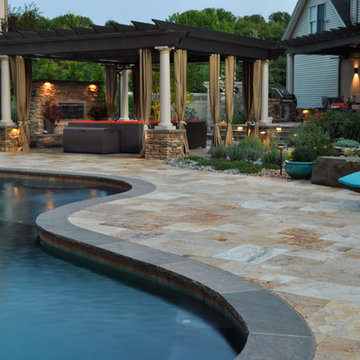 Randolph Luxurious Backyard