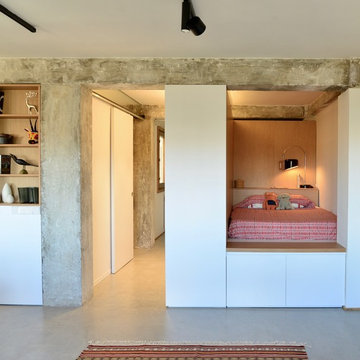 Un loft industrial con aire étnico