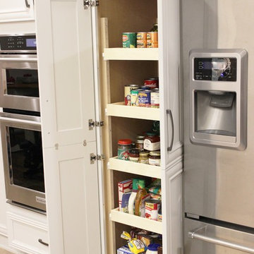 Blue Grass, IA- A Kitchen Goes Brighter For Big Results!