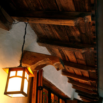 Zuker Cob House Exterior Detail