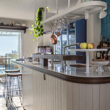 THE WEEKEND HOUSE