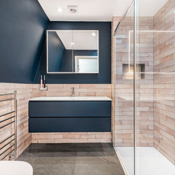 A Tranquil Master Ensuite with Smart Space Planning