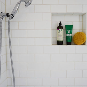Modern Family Bath - Glen Ellyn