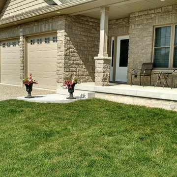 Front Yard - Before