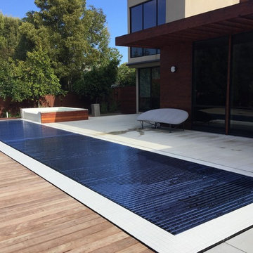 HydraLux: Slatted automatic swimming pool and spa covers