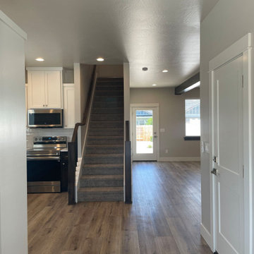 Modern Duplex - Talent
