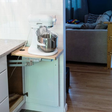 Contemporary Kitchen Remodel