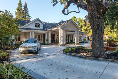Example of a cottage exterior home design in San Francisco