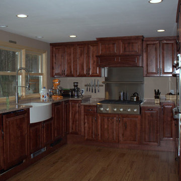 Wellborn Forest Rustic Maple Kitchen