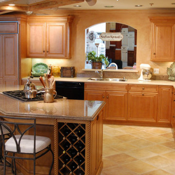 San Luis Kitchen Displays