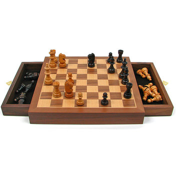 Inlaid Walnut style Magnetized Wood With Staunton Wood Chessmen