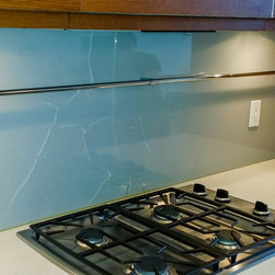 GLASS BACKSPLASH - Products